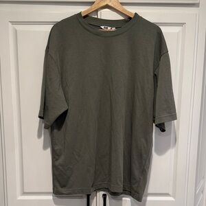 Uniqlo Men’s AIRism Green XL T-Shirt